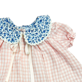 Jesusin Vichy Rosa con Cuello de Flores Azules