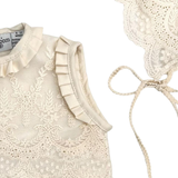Conjunto Ranita con Gorro de Encaje