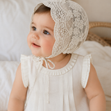 Gorrito de Encaje