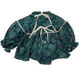 Ranita Con Falda y Capote con Flores en Terciopelo