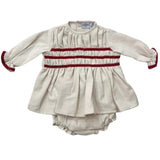 Jesusin Beige con Detalle de Terciopelo Vino